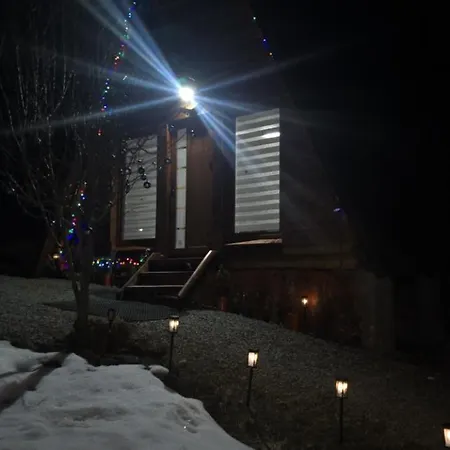 затишний будинок для відпочинку Rostoka (Transcarpathia)